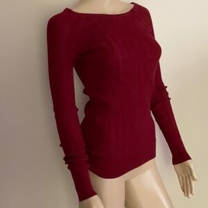 Moda International Victoria’s Secret Stretch Knit Lightweight Sweater